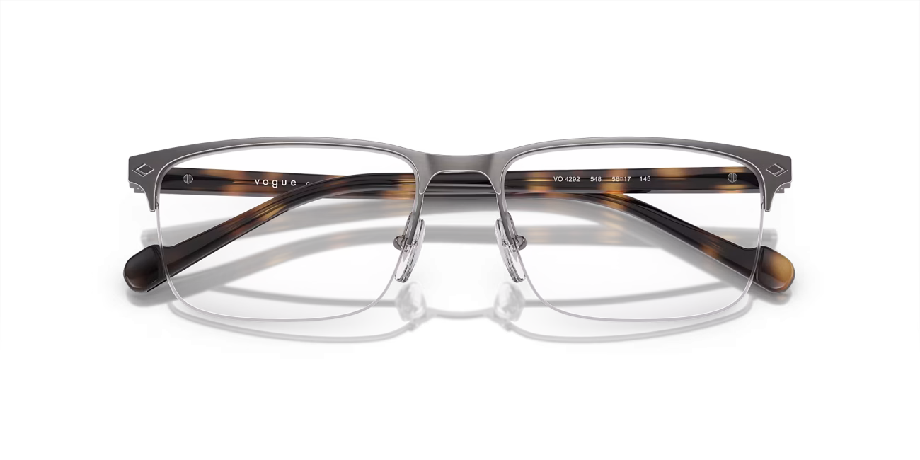 Oakley's frame with notepads